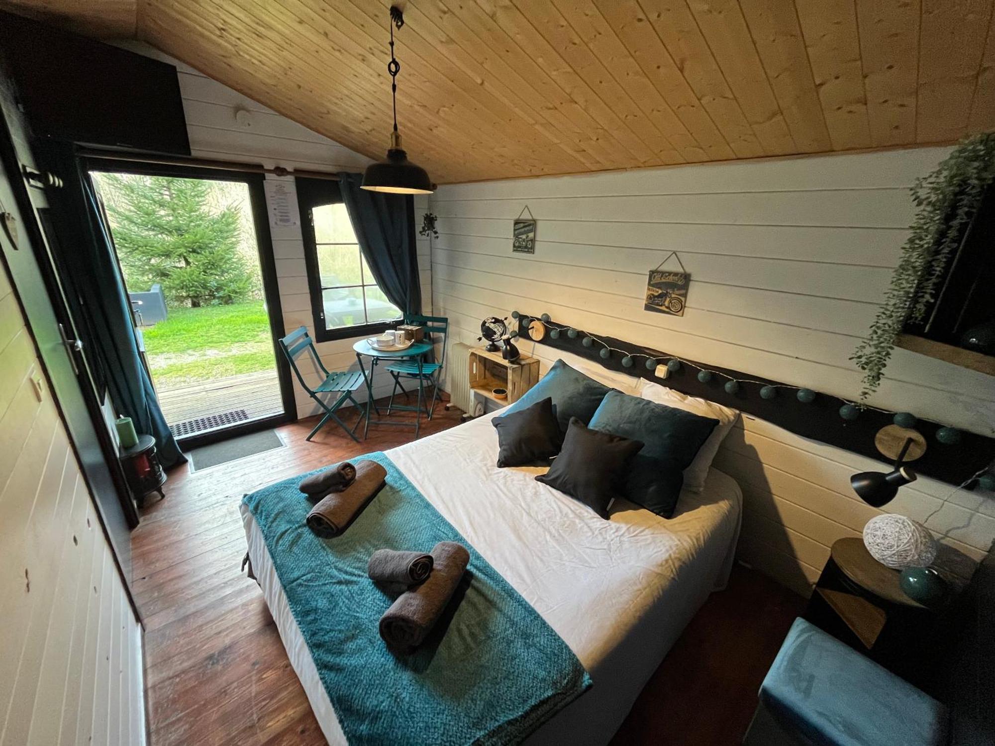"Le Maloya" Chalets Independants -Chambre Balneo - Relais Motards Лакон Екстер'єр фото